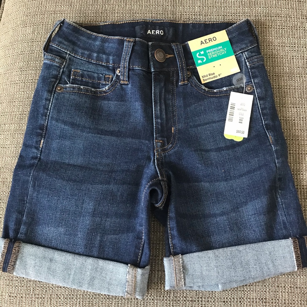 Mid Rise Bermuda 9” size 000